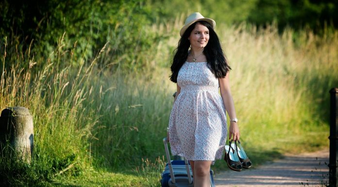 Estudio determina que viajar produce más felicidad que casarse y tener hijos