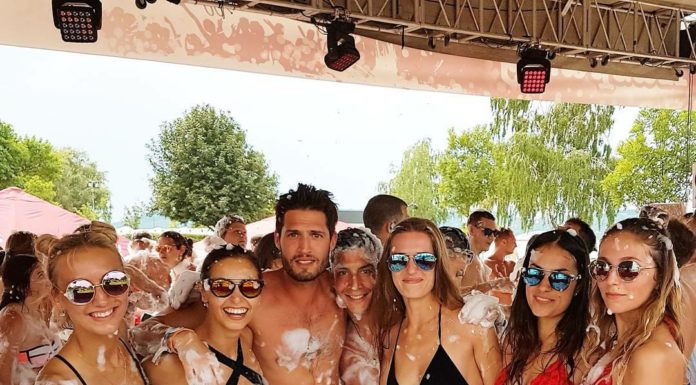 Utilizó Tinder para conseguir citas en diferentes países y no gastar en alojamiento