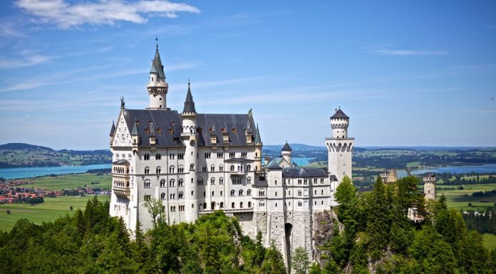 4 países europeos donde puedes estudiar gratis e incluso te pagan siendo latinoamericano