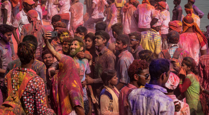 ¿Qué es Holi y por qué se celebra?