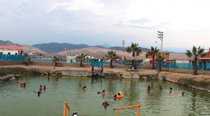 Conoce la laguna de Perú que cura la infertilidad y hasta te da mellizos