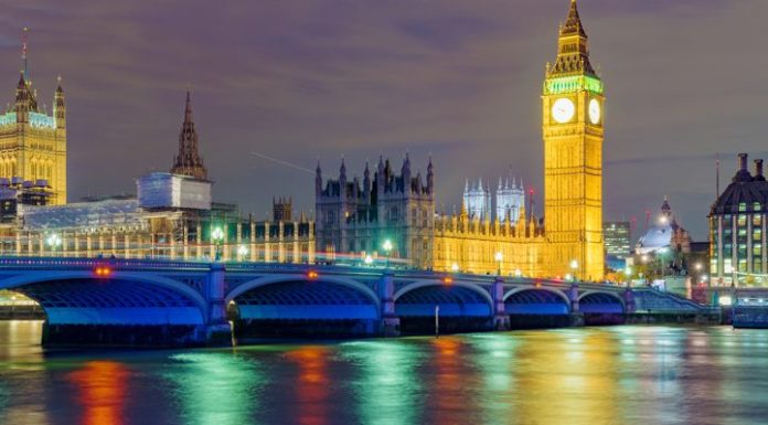 Reino Unido evalúa exención de visa a peruanos.