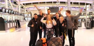 El mejor jefe del mundo: le pagó las vacaciones a sus empleados en México, Tailandia e India