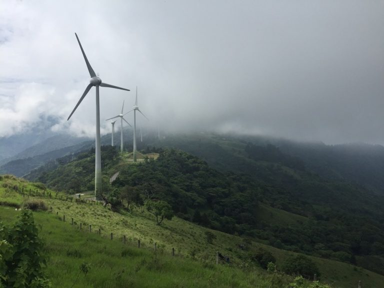 Costa Rica alcanza 300 días consumiendo energía 100% renovable por cuarto año consecutivo