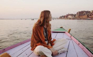 Darán vacaciones extras a mujeres solteras para que busquen marido