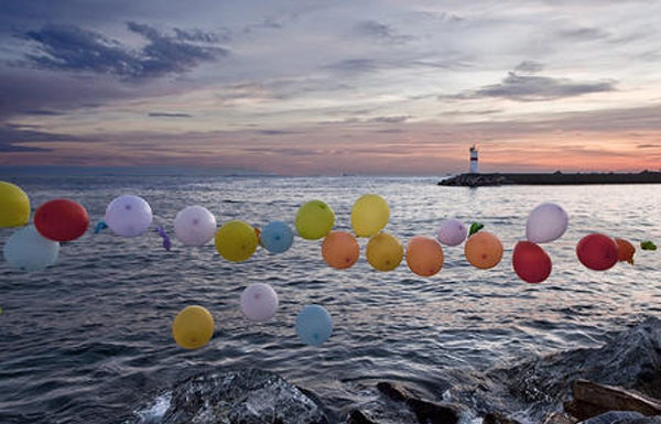 Los globos con helio no van al cielo: «van al mar y lo contaminan»