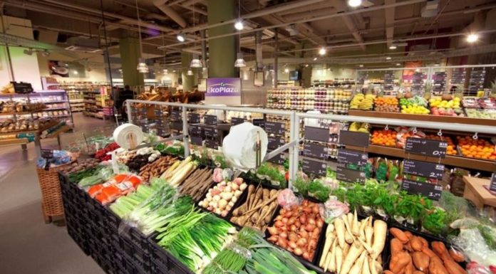 Ámsterdam estrena el primer supermercado del mundo “libre de plásticos”