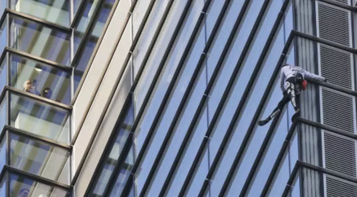 Hombre fue descubierto escalando el edificio más alto de Gran Bretaña, sin protección