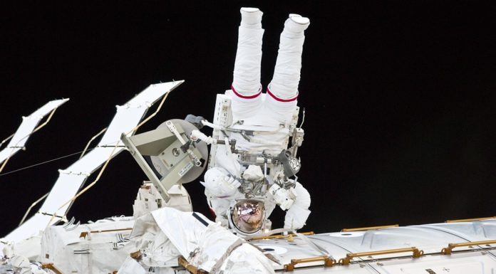 La primera caminata espacial solo de mujeres