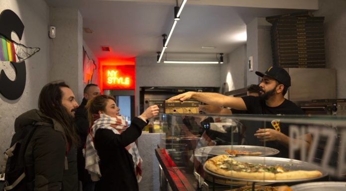 Conoce la aplicación que te vende la comida que un restaurante no llegó a vender por un precio bajo