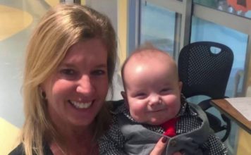 Enfermera adopta a bebé que no recibió visitas en el hospital durante 5 meses.