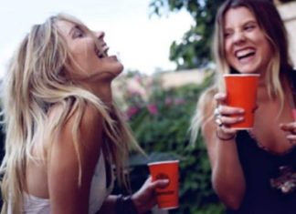 Salir a Beber con tus Amigas los Fines de Semana Alarga la Vida Según Estudio