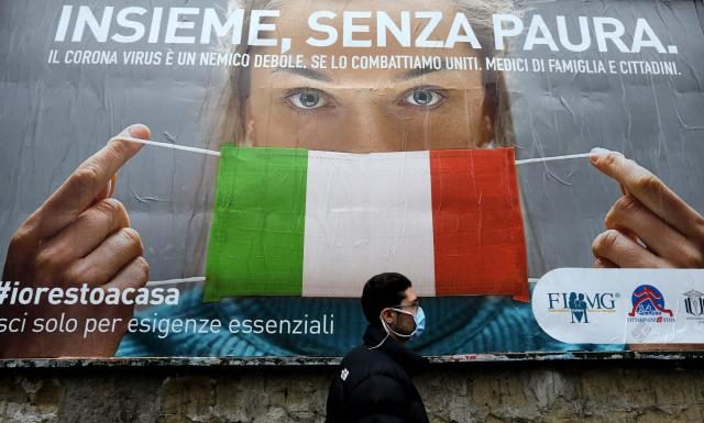 Italia reduce contagios gracias a recomendación de Chinos para que no canten en sus balcones.