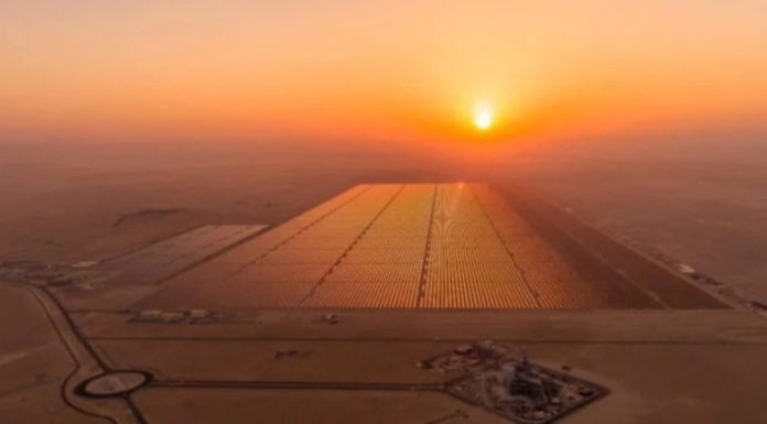 Egipto inaugura la planta solar más grande del mundo