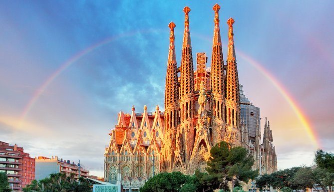 ¡Terminó la espera! Después de 136 años, La Sagrada Familia está casi lista