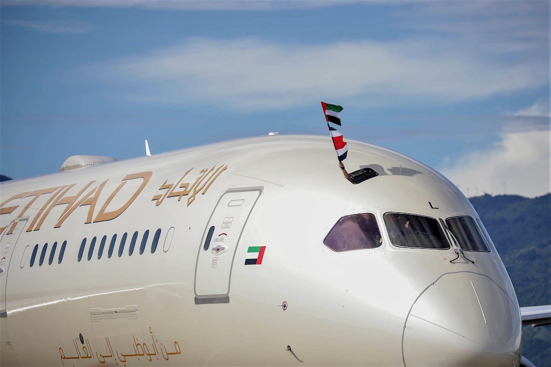 Etihad Airways lanza un seguro médico que asume todos los gastos si te contagias de Covid-19