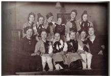 Artista nos muestra en un video cómo hacer photoshop a una foto antigua