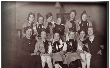 Artista nos muestra en un video cómo hacer photoshop a una foto antigua